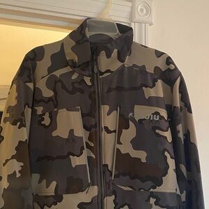 KUIU Camouflage Hunting Jacket